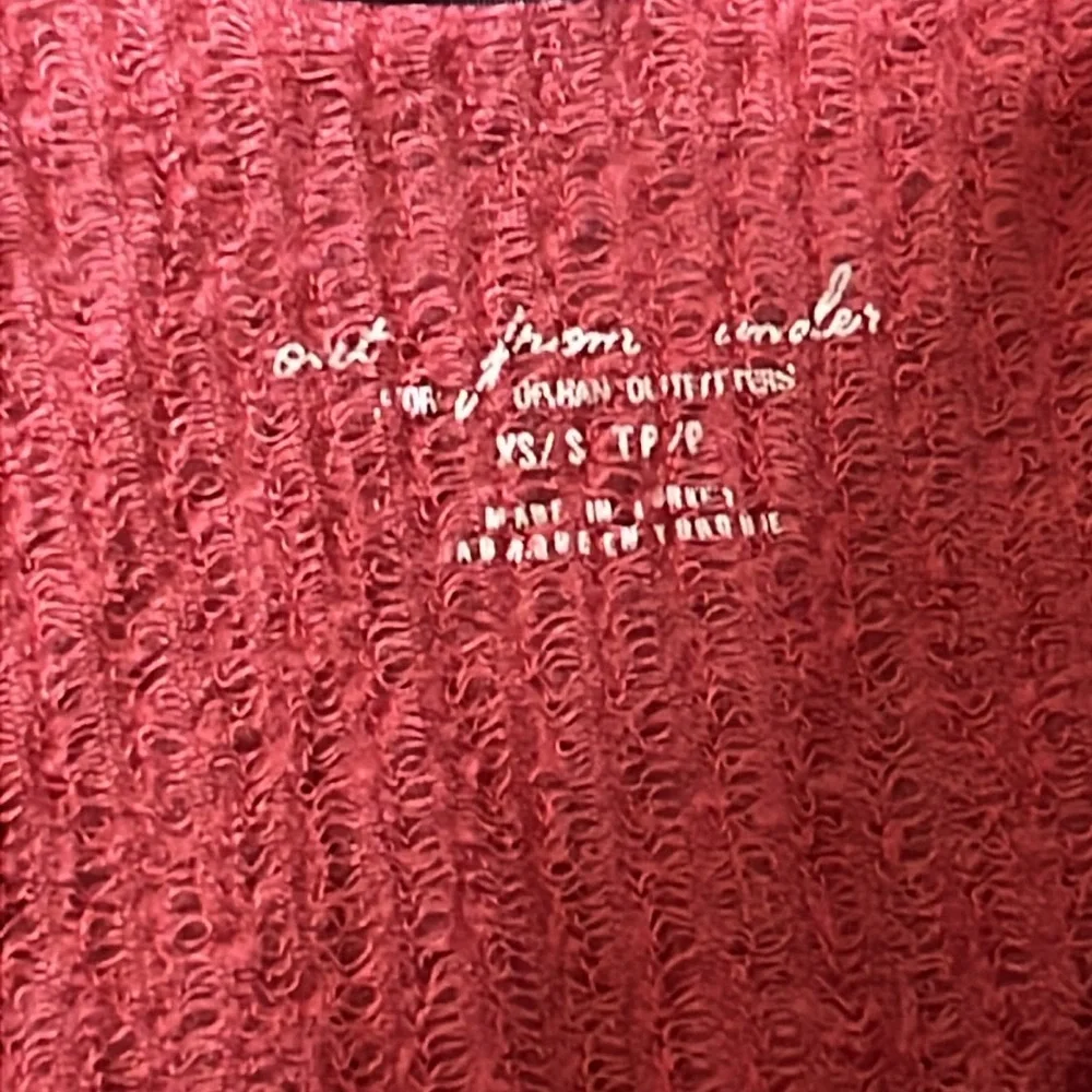 Pink Ribbed Button-Front Crop Top - Picture 3 of 3